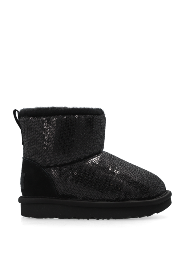 Shiny hot sale black uggs